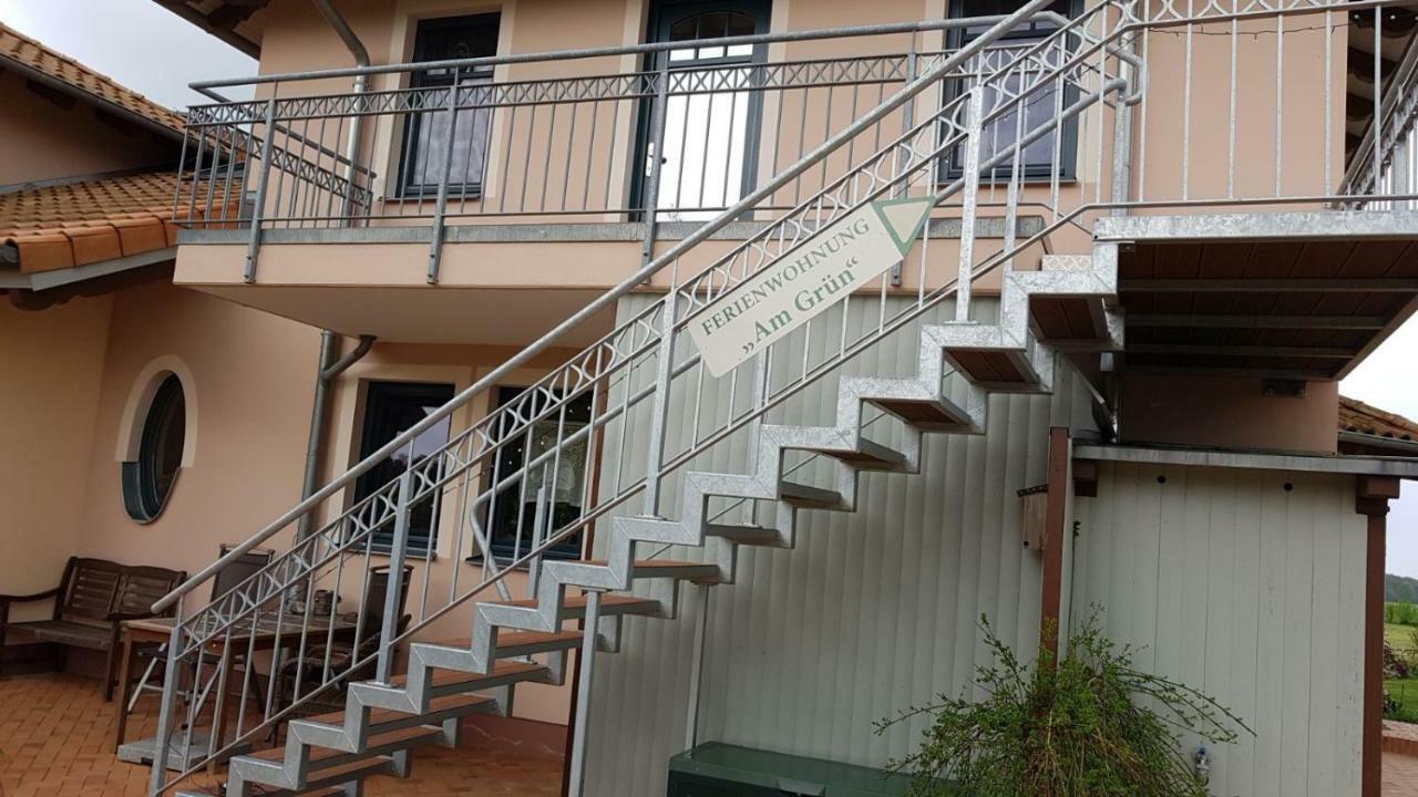 Ferienwohnung "Am Gruen" Zweedorf Exteriör bild